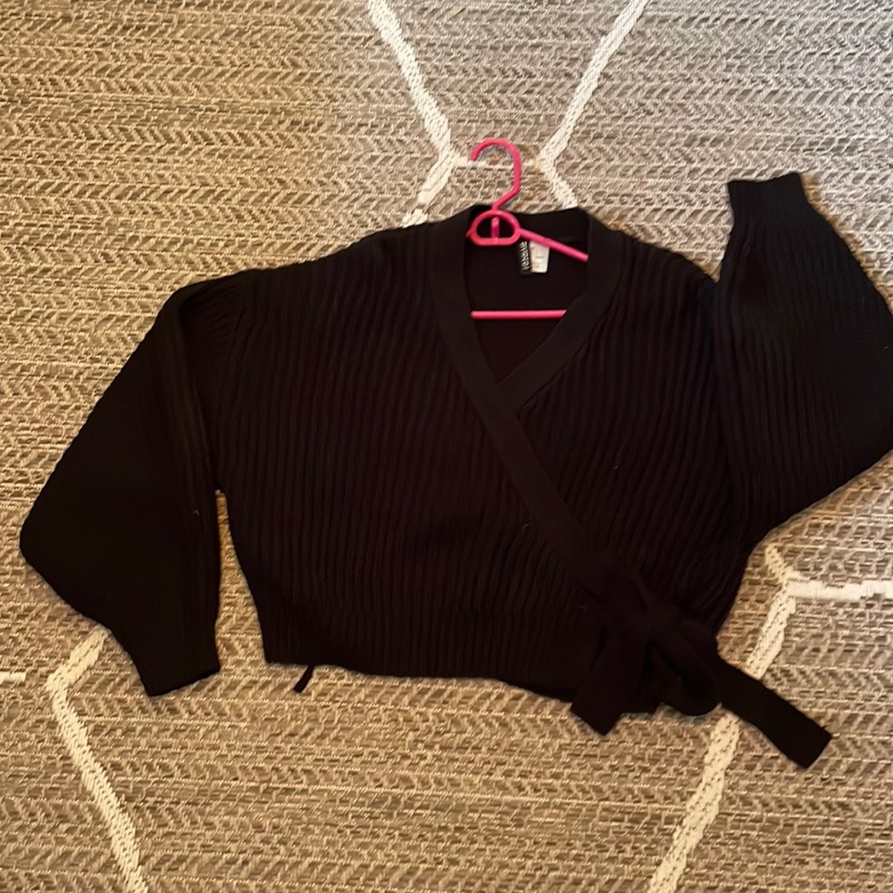 FINAL SALE!!! $5 Divided size large black tie sweater